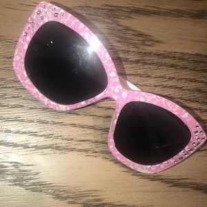Kids sunglasses/ never been worn/